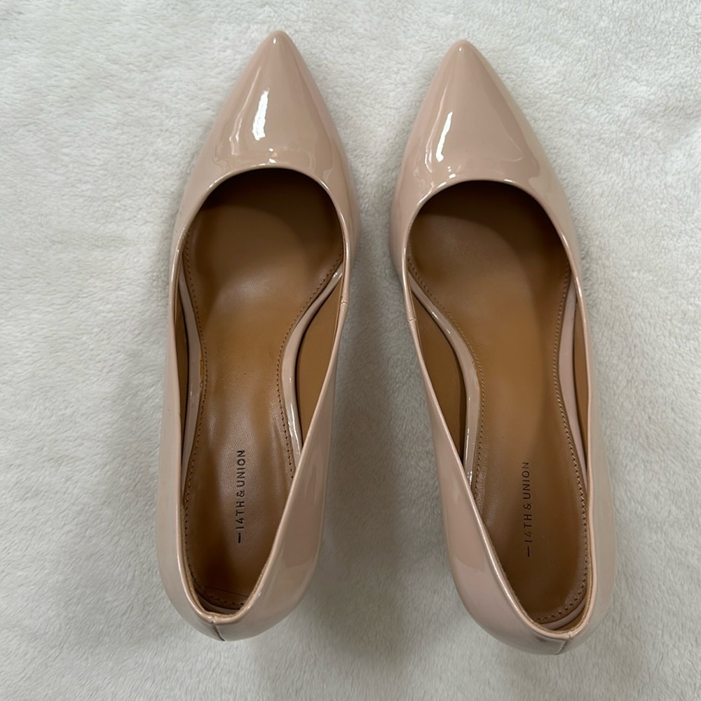14th and Union tan/camel color patent heels. Size 8.5W. Great condition.
